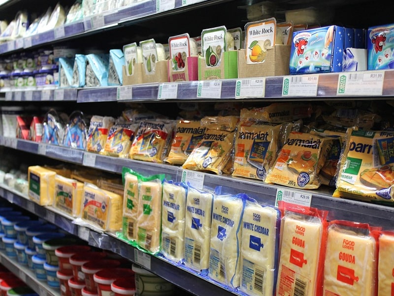 Food Packaging Machines: 7 Essential Types & Trends for 2025